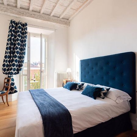 Lovely Apartment With Balcony Firenze Bagian luar foto