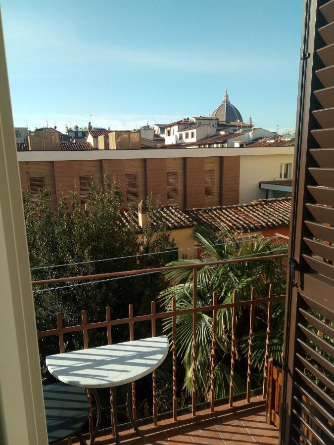 Lovely Apartment With Balcony Firenze Bagian luar foto