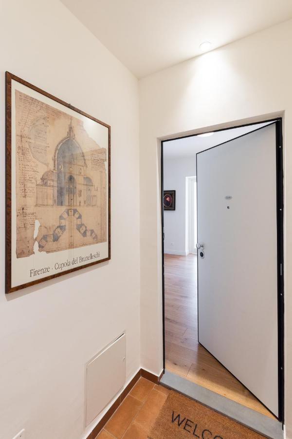 Lovely Apartment With Balcony Firenze Bagian luar foto