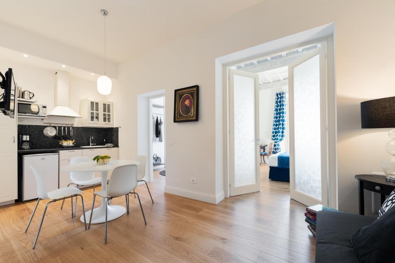 Lovely Apartment With Balcony Firenze Bagian luar foto