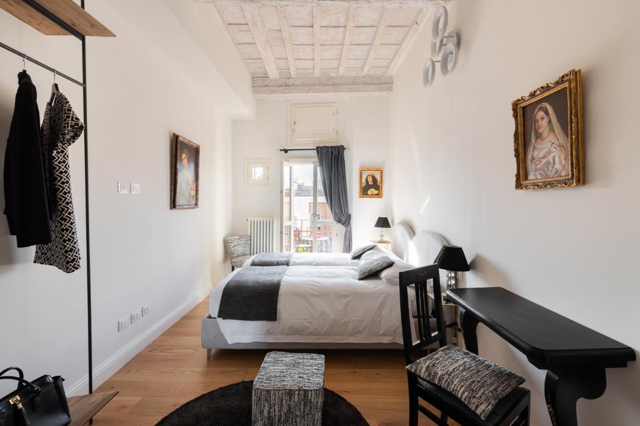 Lovely Apartment With Balcony Firenze Bagian luar foto