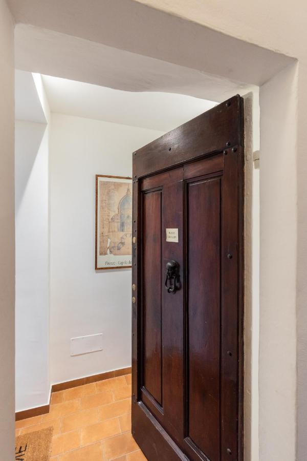 Lovely Apartment With Balcony Firenze Bagian luar foto